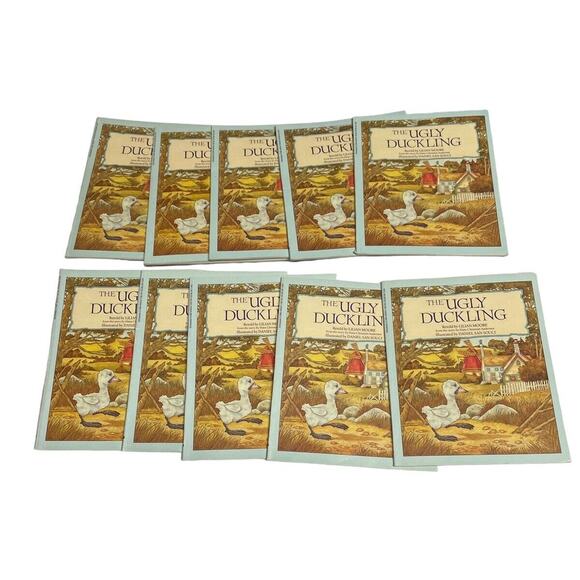 The Ugly Duckling Classroom Set Of 10 Lillian Moore Children Picture Book - Picture 1 of 9
